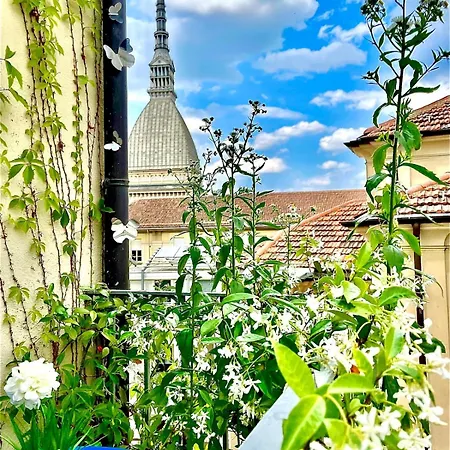 Lovely And Panoramic In The Heart Of Appartement Turijn